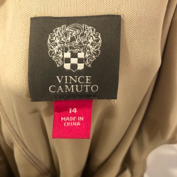 💗HP💗 Vince Camuto Keyhole Front Knot Gown - Picture 9 of 9